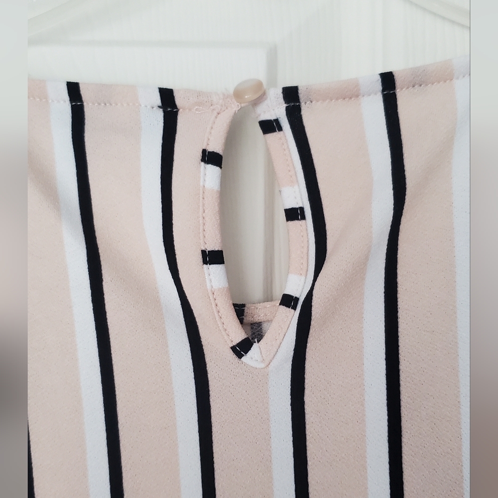 Striped Blouse - Picture 3 of 4